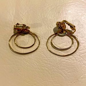 Oval shape double hoop earrings- gold